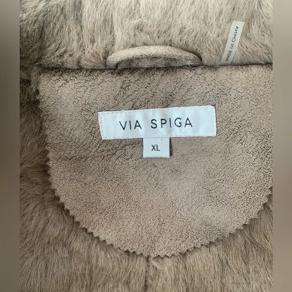 NWT Via Spiga Faux Fur Coat: Dark Taupe, Fir Lining, Pockets, Button/Snap XL - Picture 3 of 15